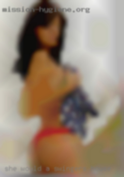 She would describe herself a swingers house as petite.